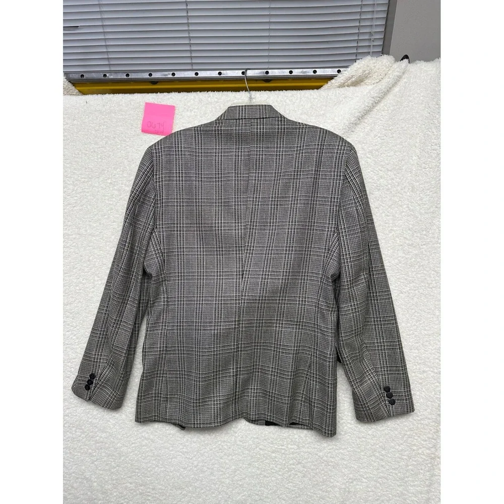 Vintage Mens Glen Plaid Blazer Two Button Sport Coat Gray Made in USA 42R